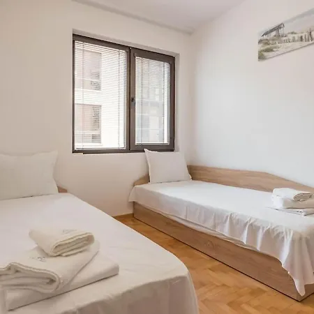 2br